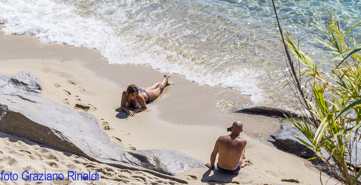 Entspannen und Sonnenbaden am Cavoli Auf der Insel Elba