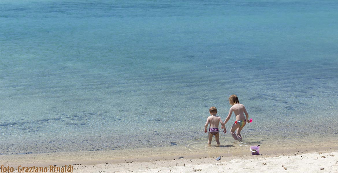 Marina di Campo: ein idealer Strand für Familien